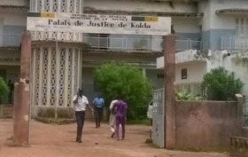 Insolite au tribunal de Kolda : le maître coranique déclare son amour à la fille de 15 ans qu’il a engrossée, la surprenante réponse de la victime